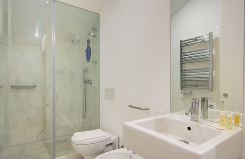 Bairro Alto Apartment | Modern studio apartment in the center of Historic Lisbon
