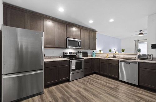 Festus Apartment | Modern Studio Apartment in the heart of Festus