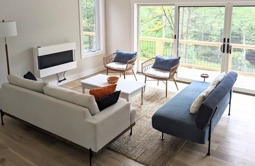 Sparrow Bush House | Modern Tranquil Nordic Retreat - Upper Delaware River recreation area