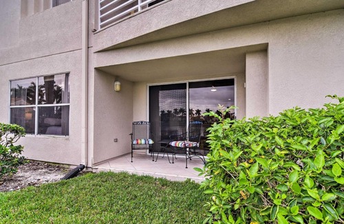 Isla del Sol Apartment | Modern Vista Verde Condo about 2 Mi to St Pete Beach!