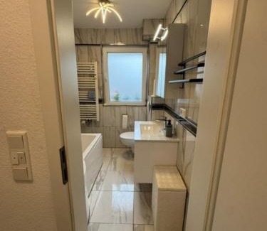 Ketsch Apartment | Moderne Erdgeschosswohnung und eigenem Garten