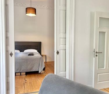 Center Apartment | Modernes City-Apartment mit Blick in den Park und 2 Bäder H9