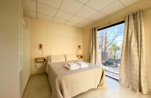 San Rafael Apartment | Moderno departamento con balcón privado en San Rafael