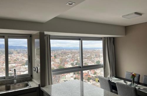 Mendoza City Center Apartment | Moderno Departamento Piso 16 con pileta