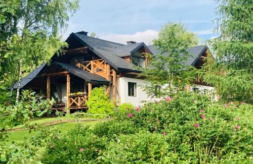 Cisna Bed & Breakfast | Modryna - Modrzewiowy Dom