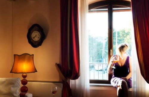 Molina Apartment | Molino Stucky Flat