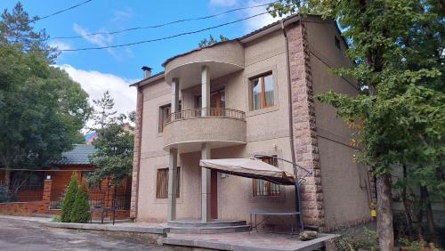 Tsaghkadzor Villa | Mon Ami Tsaghkadzor