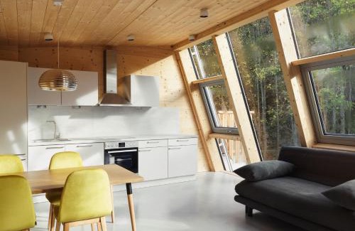 Innsbruck Apartment | Mondholz - Urban Inn 24-7