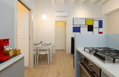 Barriera Vecchia-San Giacomo Apartment | Mondrian Apartment l BB Apartments Trieste