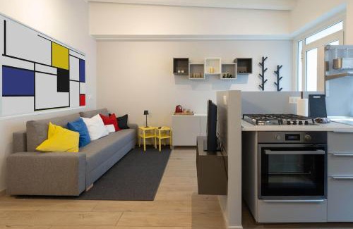 Barriera Vecchia-San Giacomo Apartment | Mondrian Apartment l BB Apartments Trieste