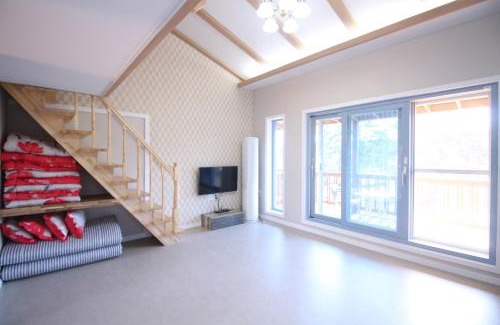 Pan-mal House | Mongsanpo High Beach Pension
