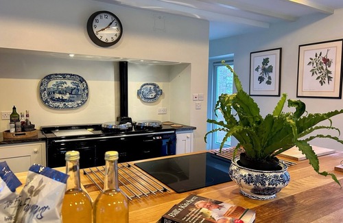 Monnington-on-Wye House | Monnington House & Garden Cottage 9 Dbl Bedrms 9 Bathrms Great for Special Stays