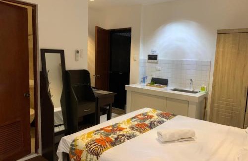 Legazpi House | Mont Ville Guesthouse