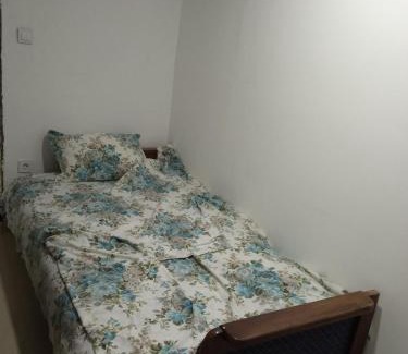 Podgorica House | Monte room