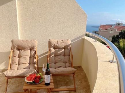 Becici Apartment | Montehome sea view