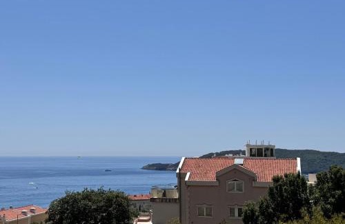 Becici Apartment | Montehome sea view