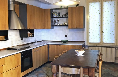 Cinque Terre Apartment | Monterosso Sea View Apartment