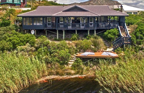Pringle Bay House | Moon River House
