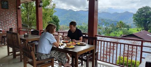 Moni Hotel | Moon view Bungalow's