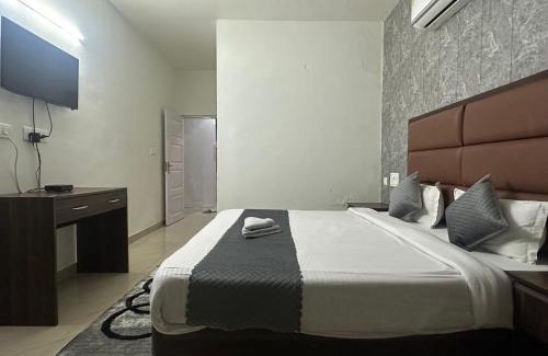 Panchkula Apartment | Moon view