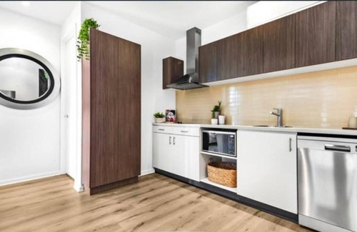 Fingal Apartment | Moonah Links Apartment 45 Lovely 1 bedroom holiday home with heated pool