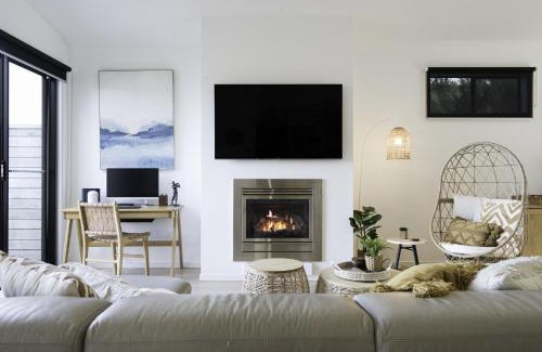 Fingal House | Moonah Retreat