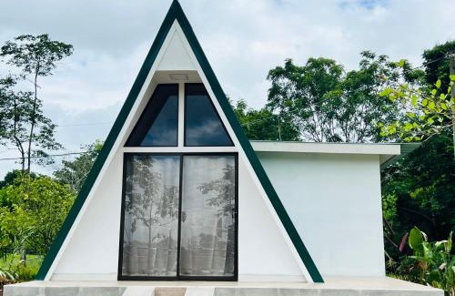 Los Angeles Other | Moonlight Lodge