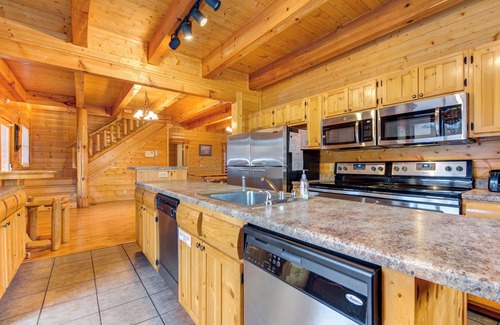 Pigeon Forge Cabin | Moonlight Lodge
