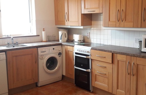 Kilkee House | Moore Bay(TR4) Holiday Homes 18A by Interhome