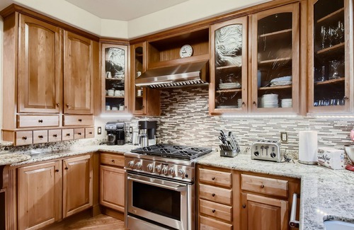 Warrior's Mark West House | Moose on the Loose: Private Hot Tub, Mountain Views, Quick Ski Access