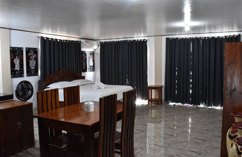 San Narciso Hotel | MOPE Beach Resort