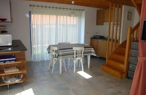 Plourin-les-Morlaix Cottage | Morlaix Gite In Framework Based Rural and 8 km from the Sea