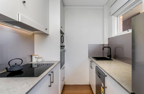 Mosman Apartment | Mosman Bay - MOS17 - Mosman Street - Bright 1BR with Balcony Sparkling Mosman Bay Views Near Ferry Cafes