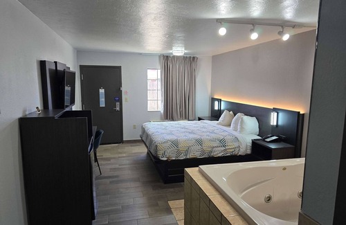 Oklahoma City Hotel | Motel 6 Oklahoma City, OK - Frontier City
