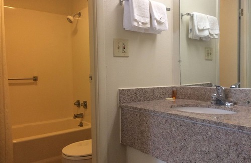 Salem Hotel | Motel 6 Salem, VA