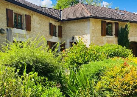 Chasseneuil-sur-Bonnieure Bed & Breakfast | Moulin du Fontcourt