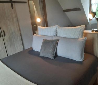 Nannay House | Moulin de Janlard