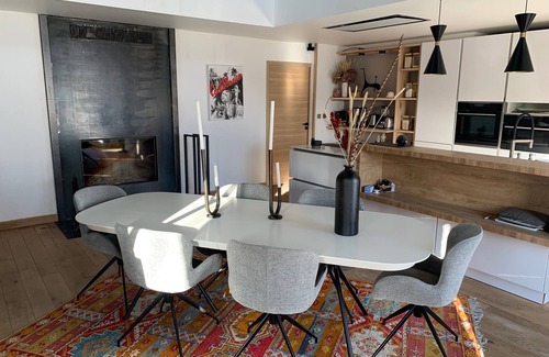 Besse-et-Saint-Anastaise House | Mountain house for rent in a private estate - sleeps 6