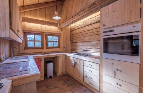 Le Planellet Ski Chalet | Mountain chalet for 12 people with 360° view of the Mont Blanc massif