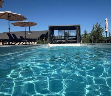 Razlog Villa | Mountain Hawk Park