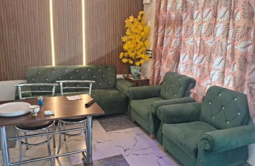 Pahalgam House | Mountain side homestay