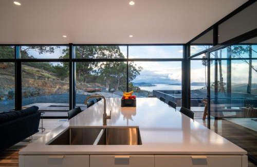 Snug House | Mountain Top Snug, House Itas
