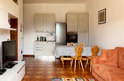 Moggio Apartment | Mountain view charming apartment