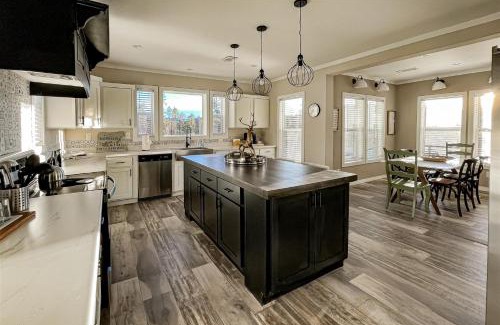 Ruidoso House | Mountain View Lodge