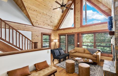 Lenoir House | Mountain View Retreat