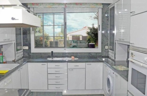 Algete Villa | Mountain View Villa with Swimming Pool in Algete