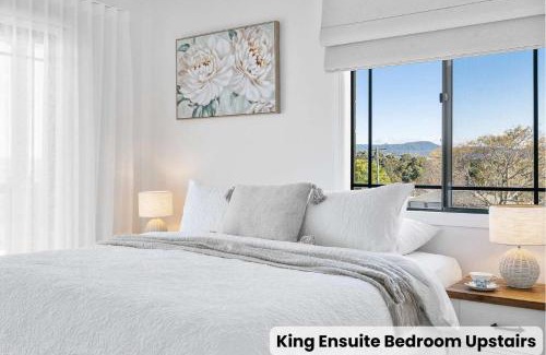 Milton House | Mountain Views Milton - renovated home near village