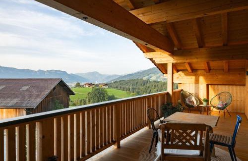 Kitzbuehel Apartment | Mountain Vista - Bio Yoga Hof