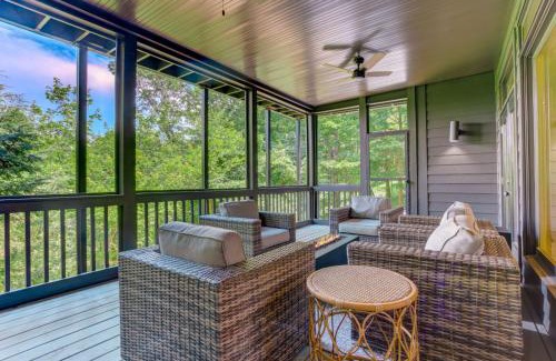 Big Canoe House | Mountain Vistas Fireside Sips Game Nights Golf Rounds Hiking Trails Lake Swims - Moon Shine