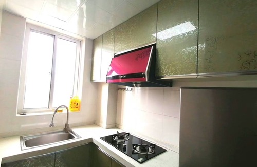 Baoshan Apartment | Mrs.Li apartment Line No.7 nearby